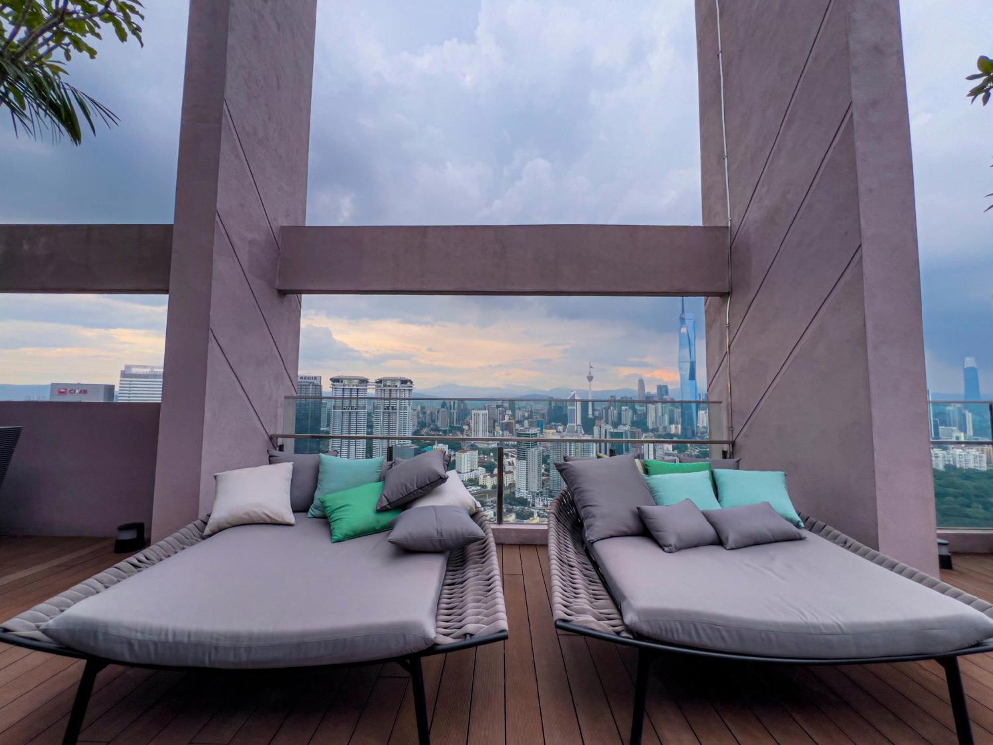 Sky Pool Suites Kl Sentral - Riveria City Kuala Lumpur Exterior foto